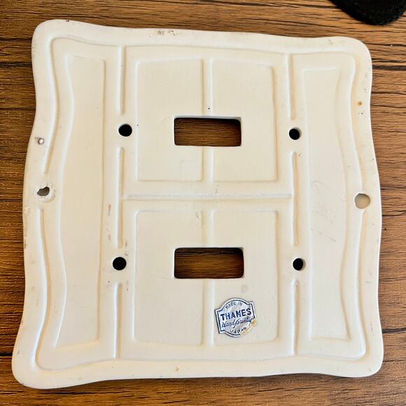 Lot Of 4 Vtg Thames Hand Painted Porcelain Wall Double Switch Plates Floral - Picture 4 of 4